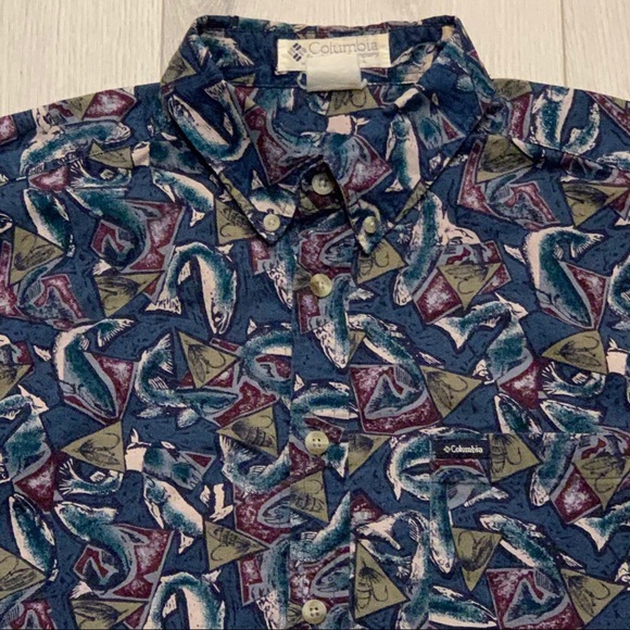 Vintage COLUMBIA Short Sleeve Button Up Fish Shirt - Picture 2 of 9
